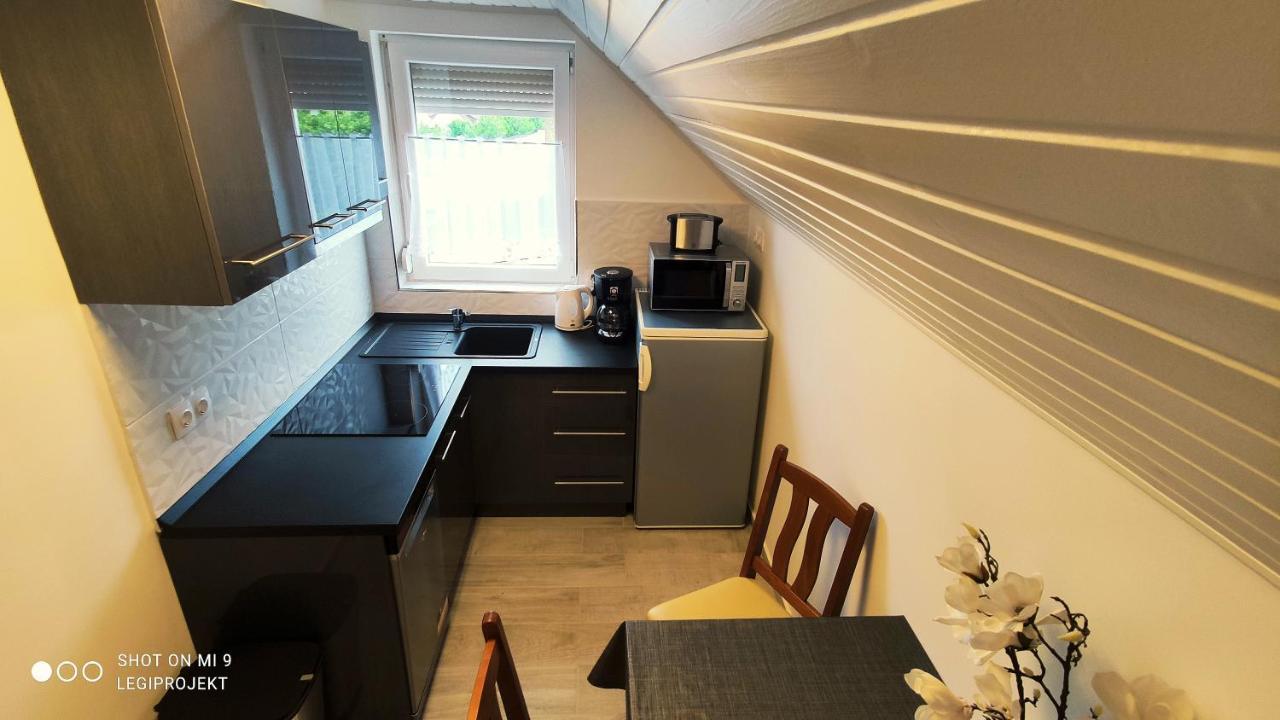 Papp Apartmanhaz 沃尼奥尔茨沃什海吉 外观 照片